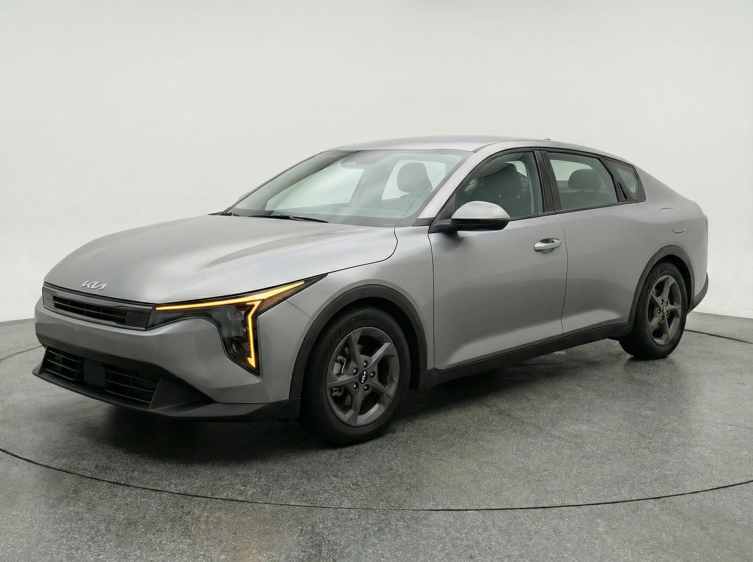 Thumbnail: 2025 Kia K4 - 3