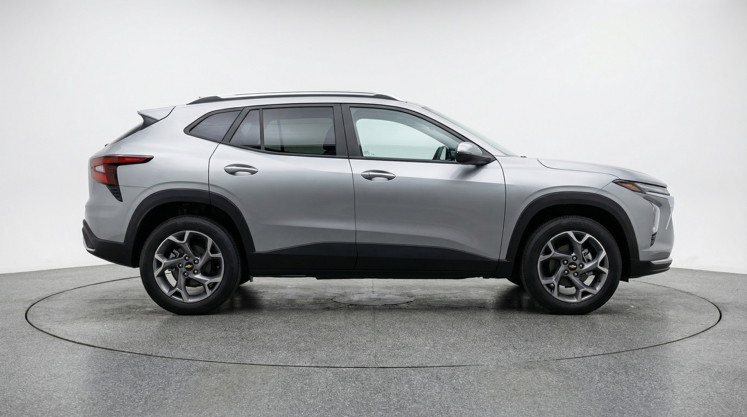 Thumbnail: 2025 Chevrolet Trax - 8