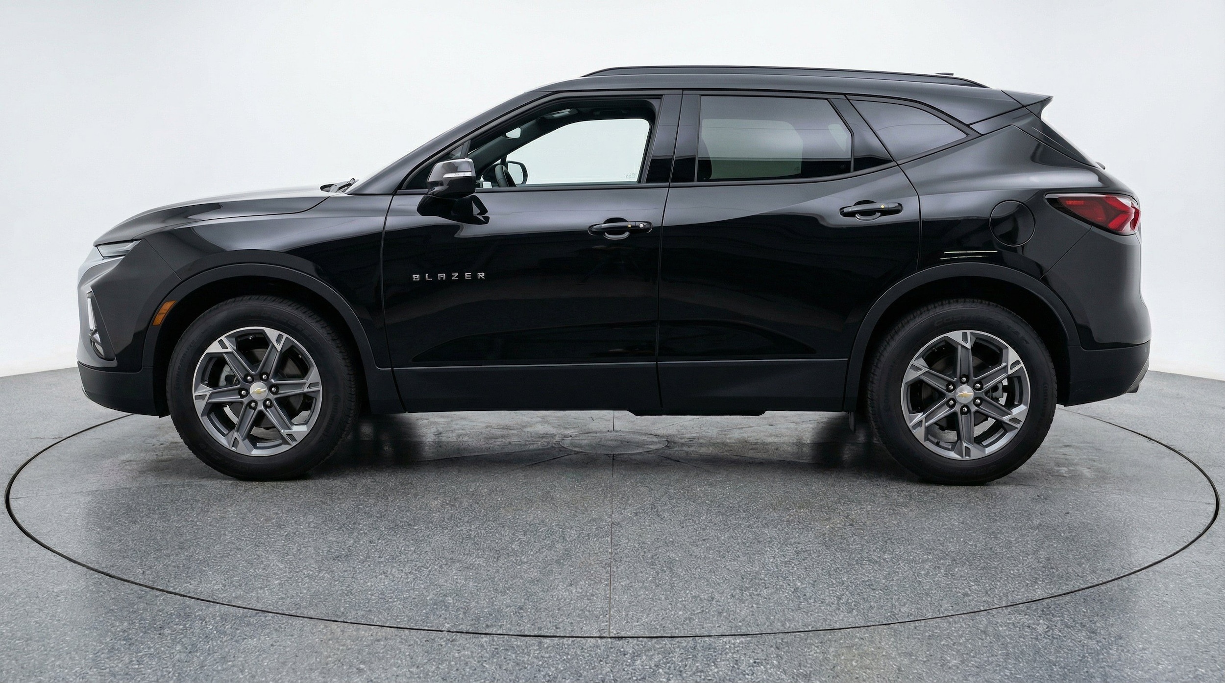Thumbnail: 2026 Chevrolet Blazer - 5