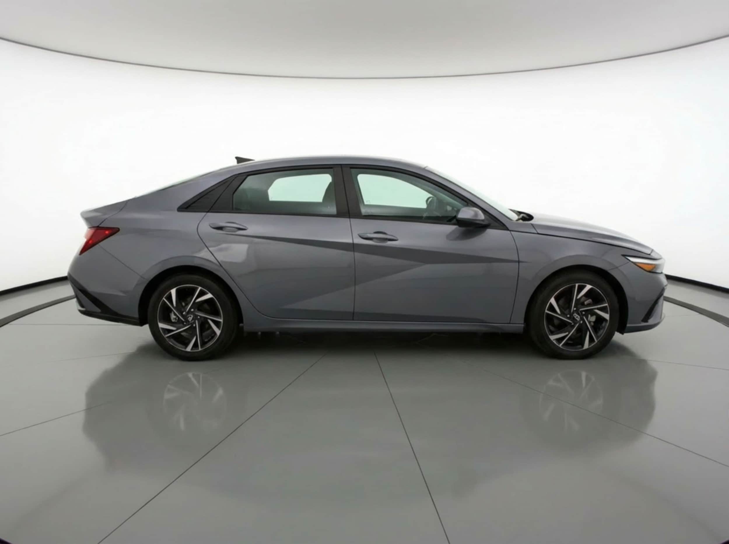 Thumbnail: 2025 Hyundai Elantra - 8