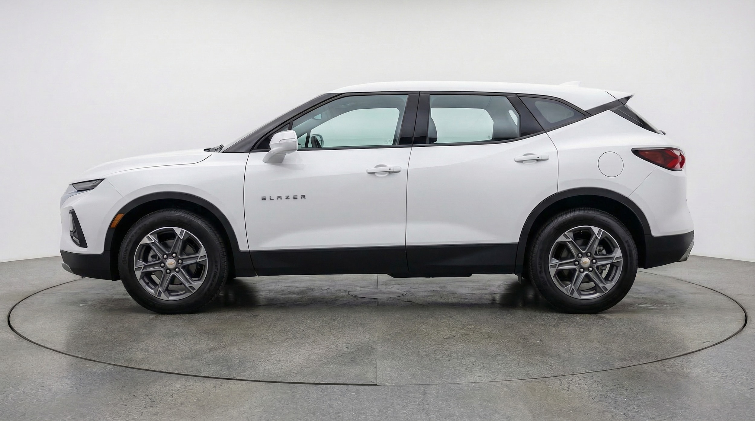 Thumbnail: 2025 Chevrolet Blazer - 4