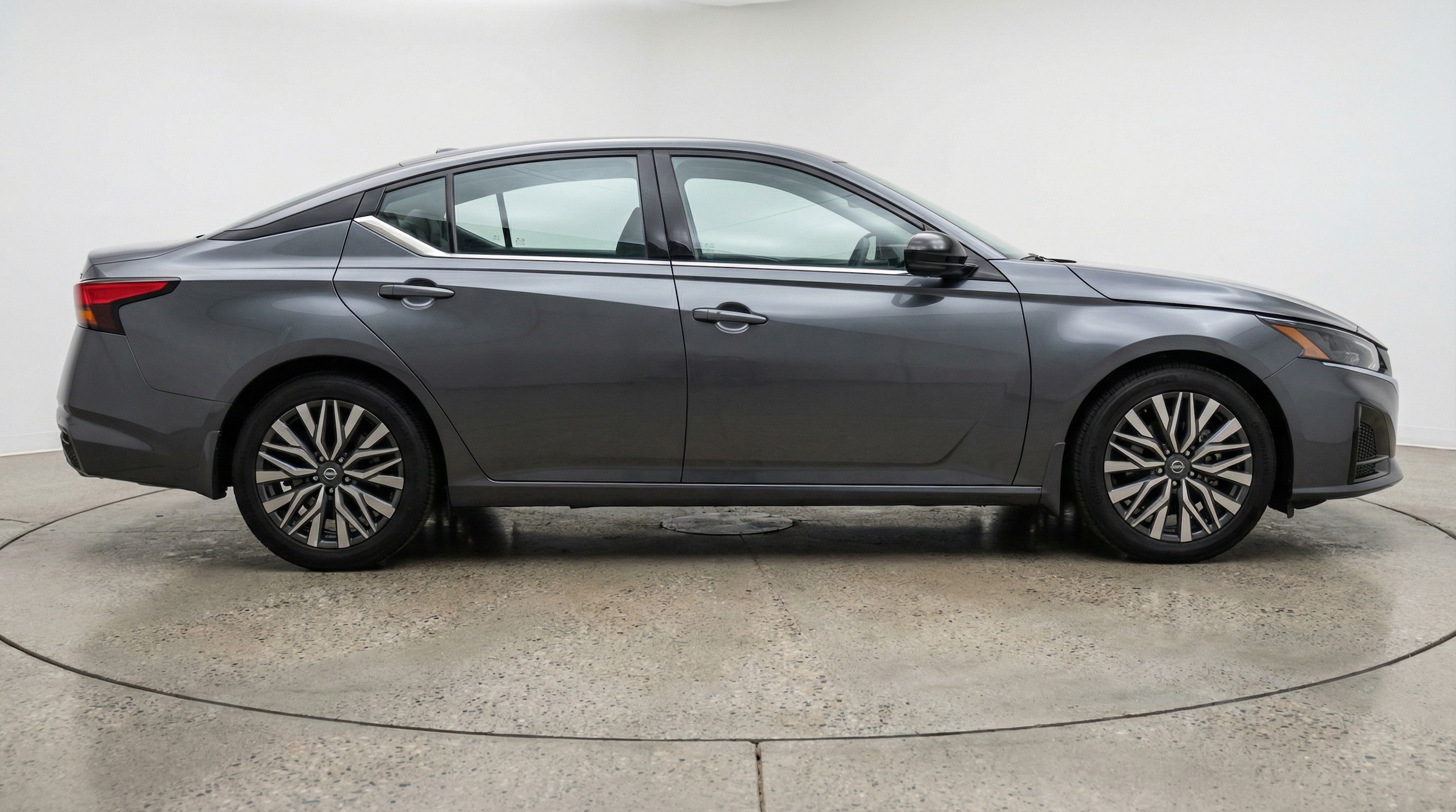Thumbnail: 2025 Nissan Altima - 8