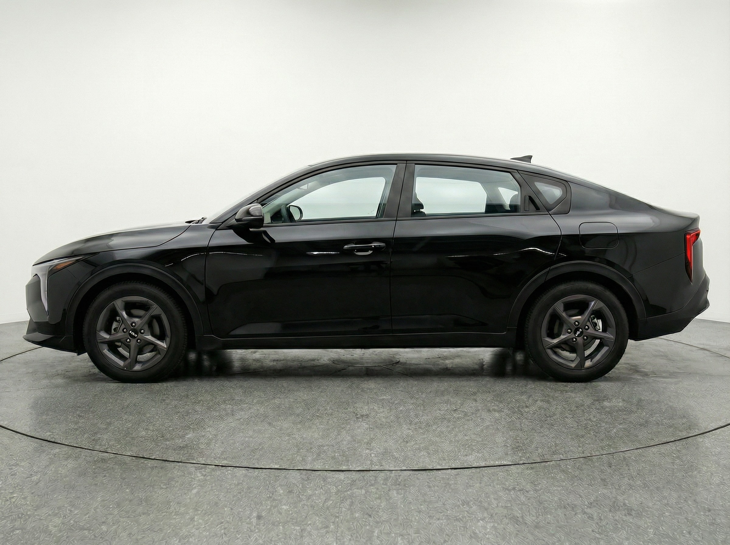 Thumbnail: 2025 Kia K4 - 4