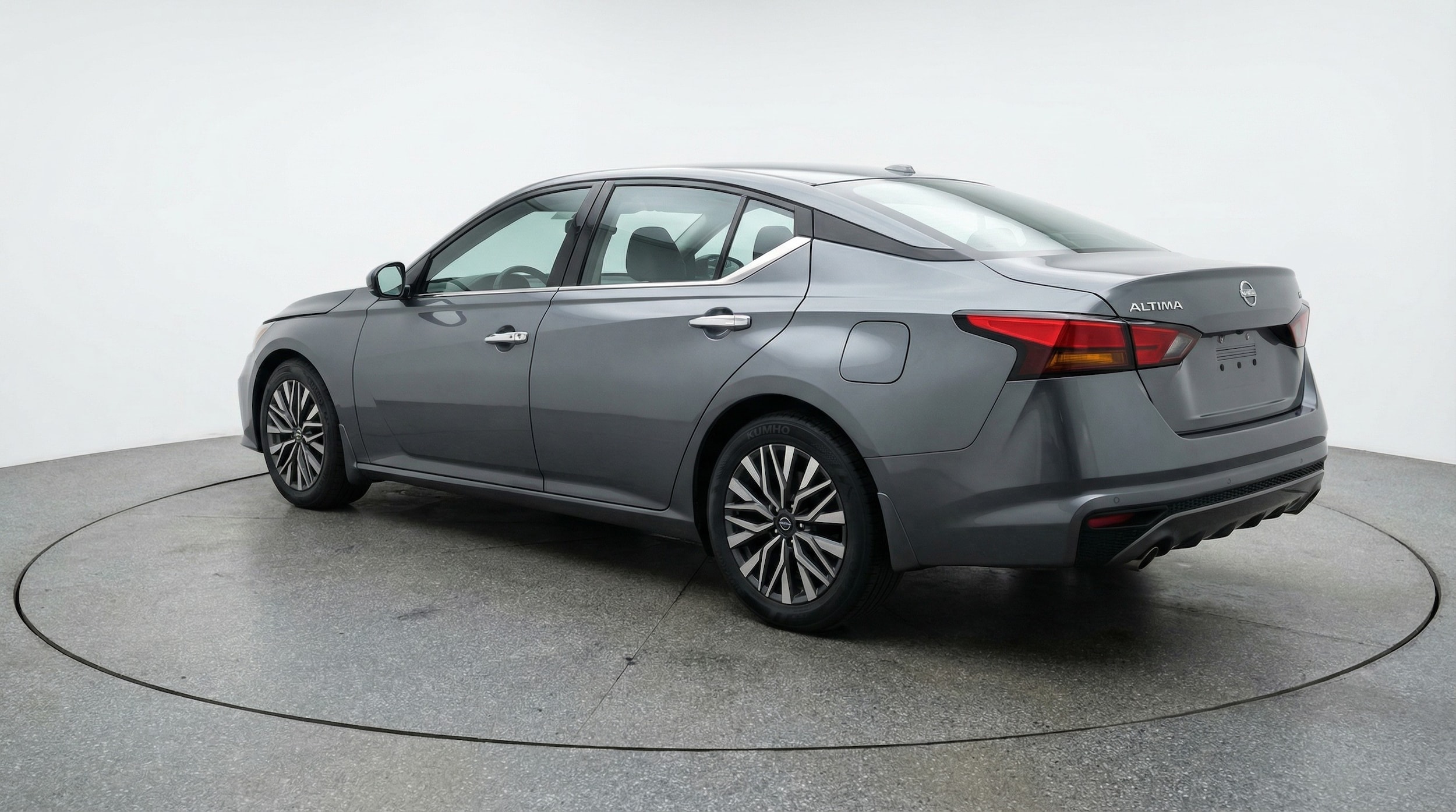 Thumbnail: 2025 Nissan Altima - 5