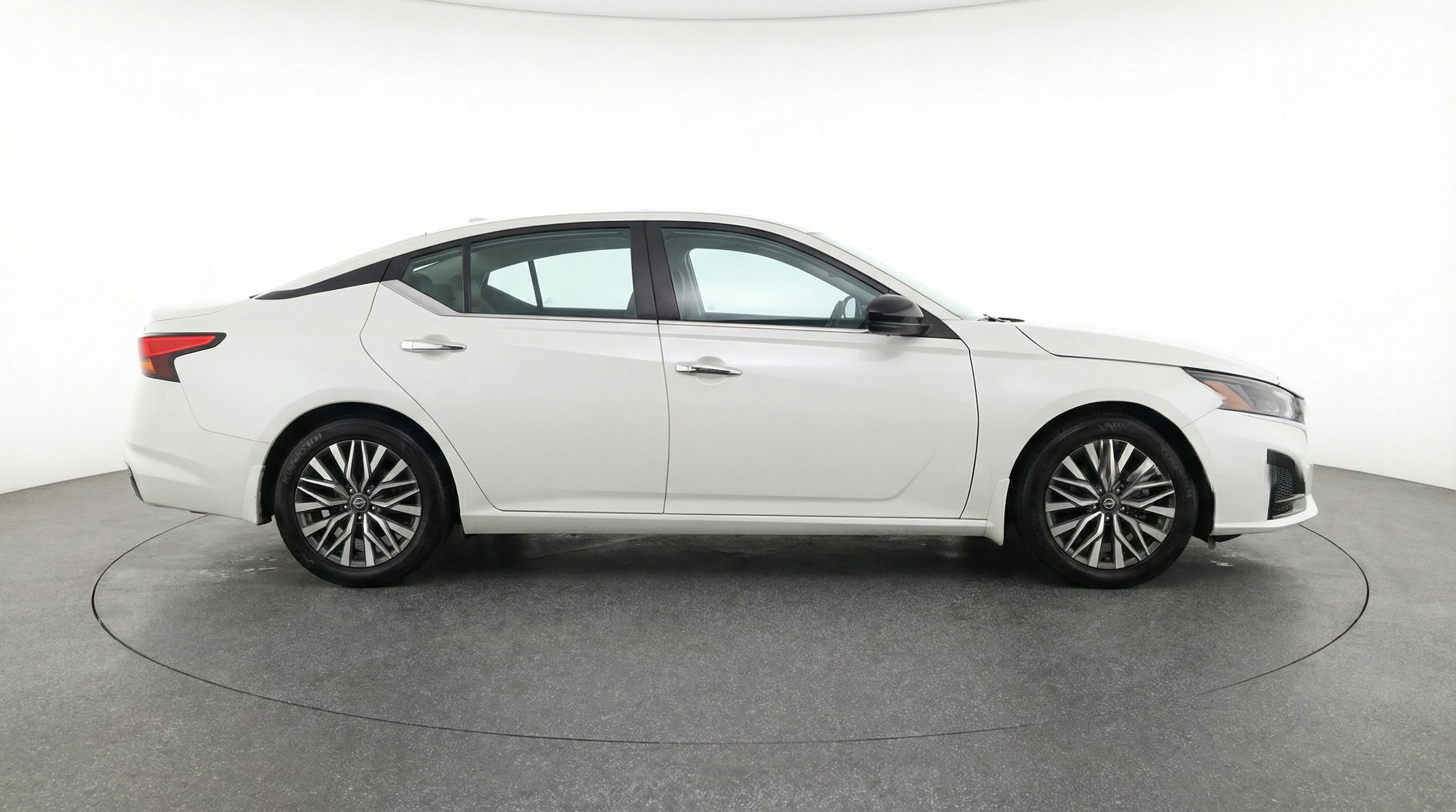 Thumbnail: 2025 Nissan Altima - 8