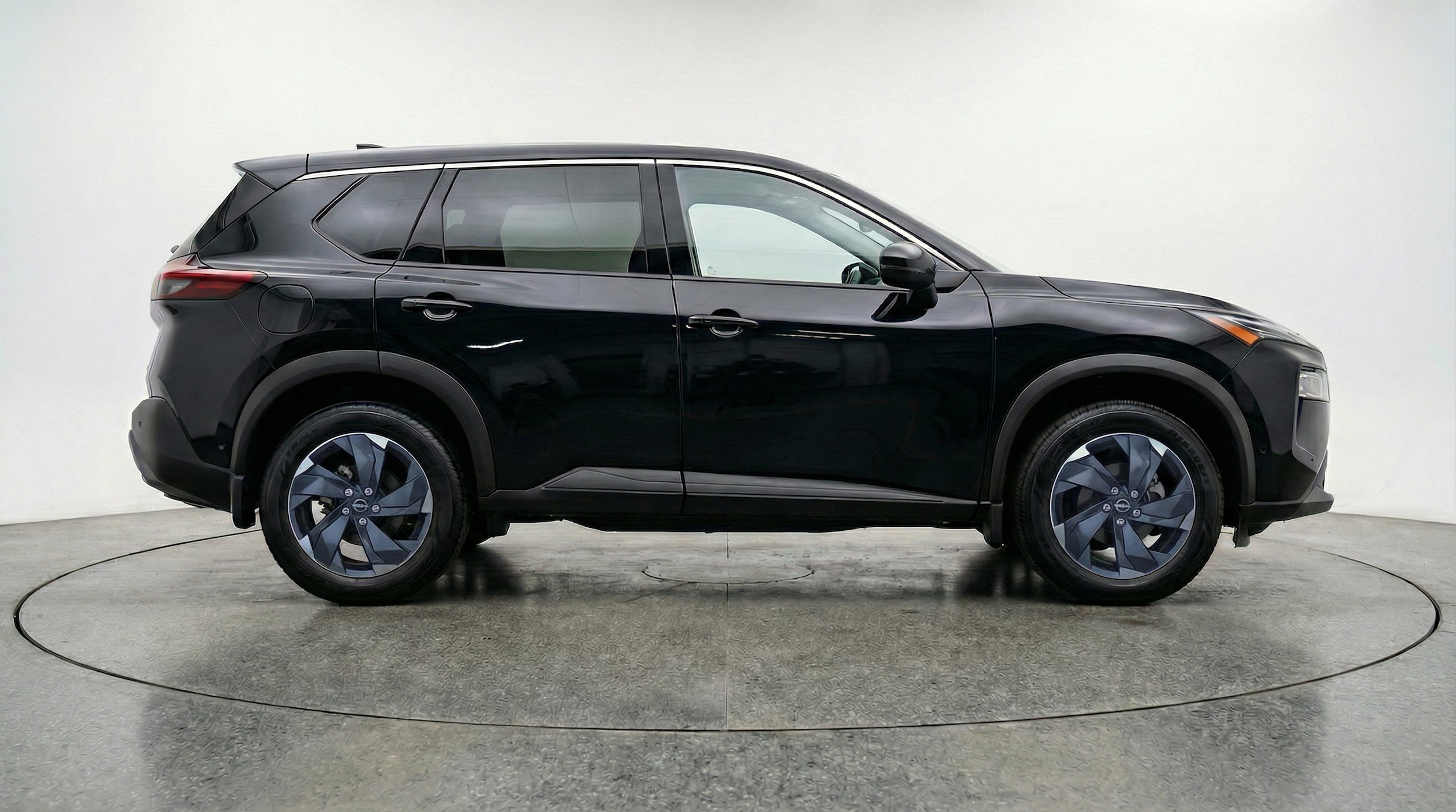 Thumbnail: 2025 Nissan Rogue - 8