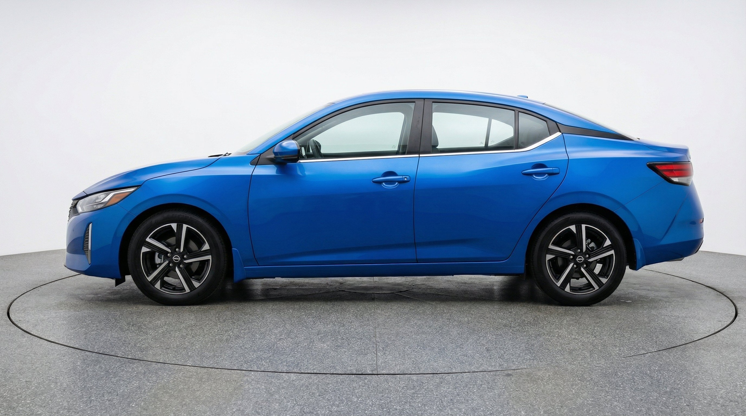 Thumbnail: 2025 Nissan Sentra - 5