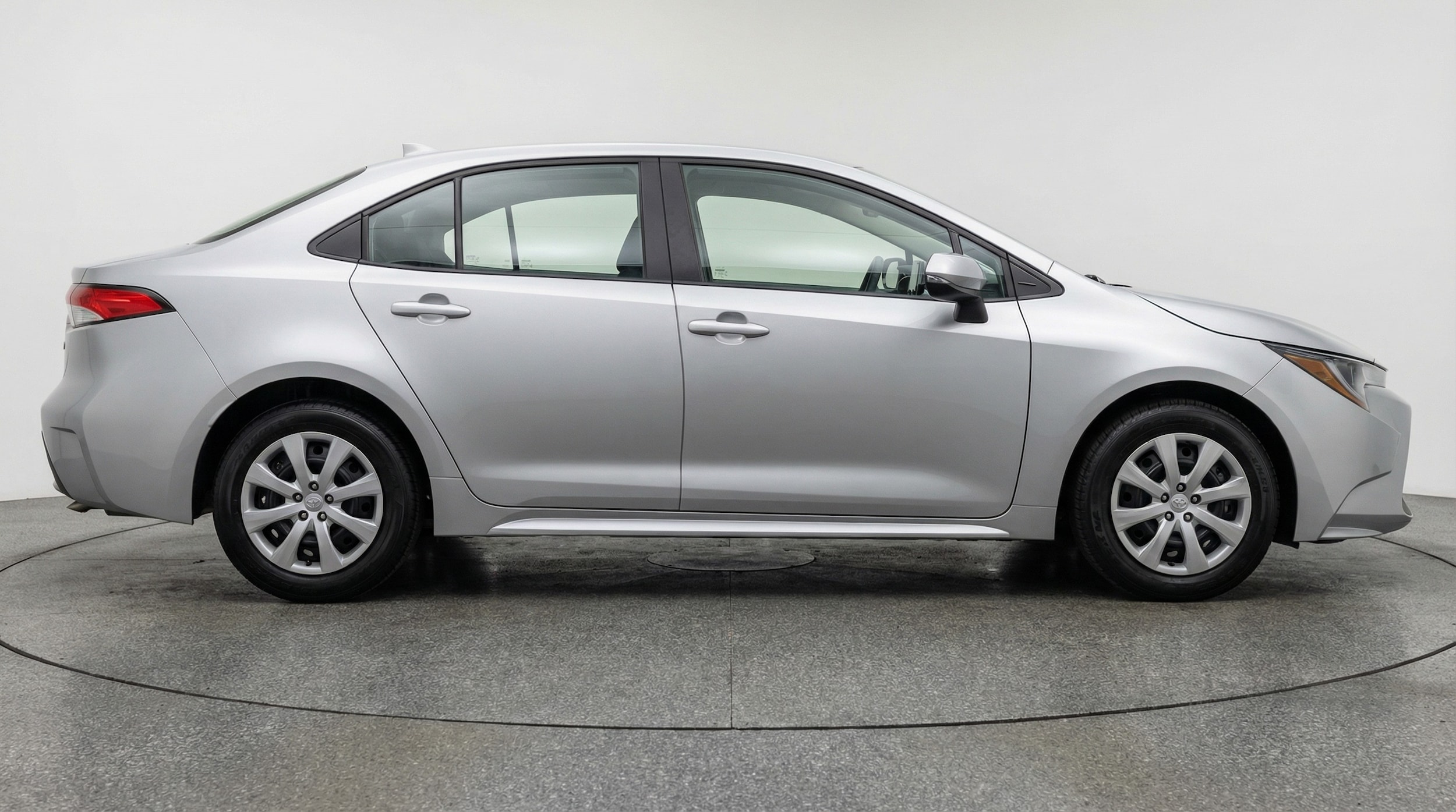 Thumbnail: 2025 Toyota Corolla - 8