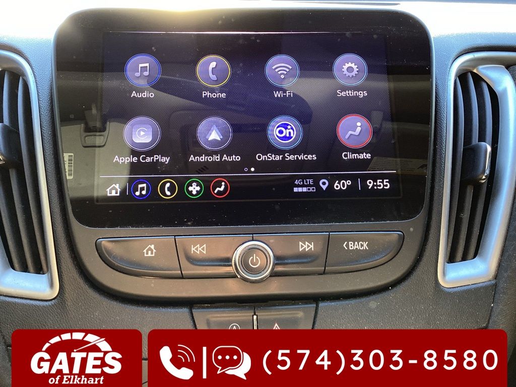 2022 Chevrolet Malibu photo 3