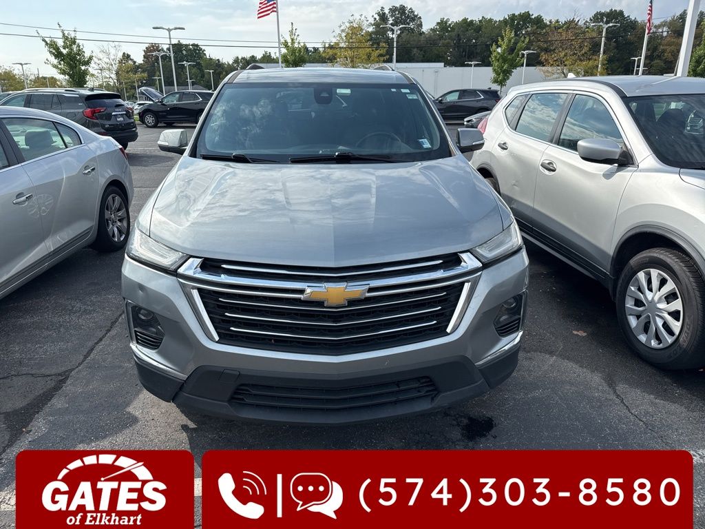 2023 Chevrolet Traverse Cloth 1LT photo 2