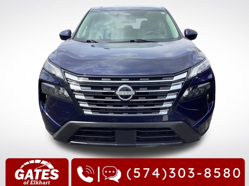 Used 2024 Nissan Rogue SV SUV