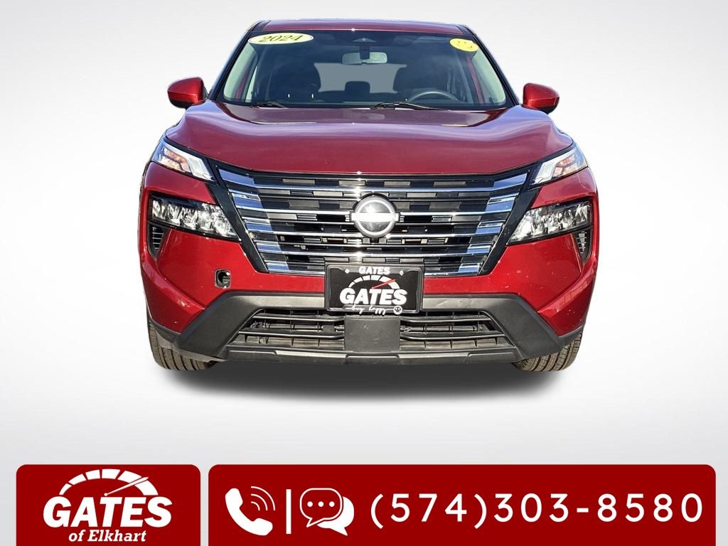 2024 Nissan Rogue SV photo 2