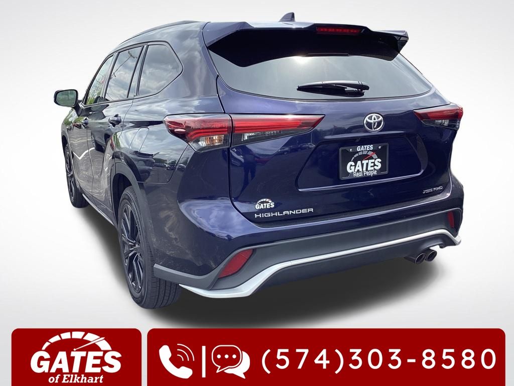 2025 Toyota Highlander XSE - Photo 9