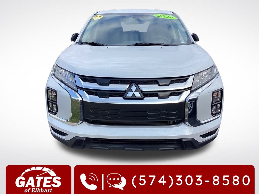 2024 Mitsubishi Outlander Sport SE photo 2
