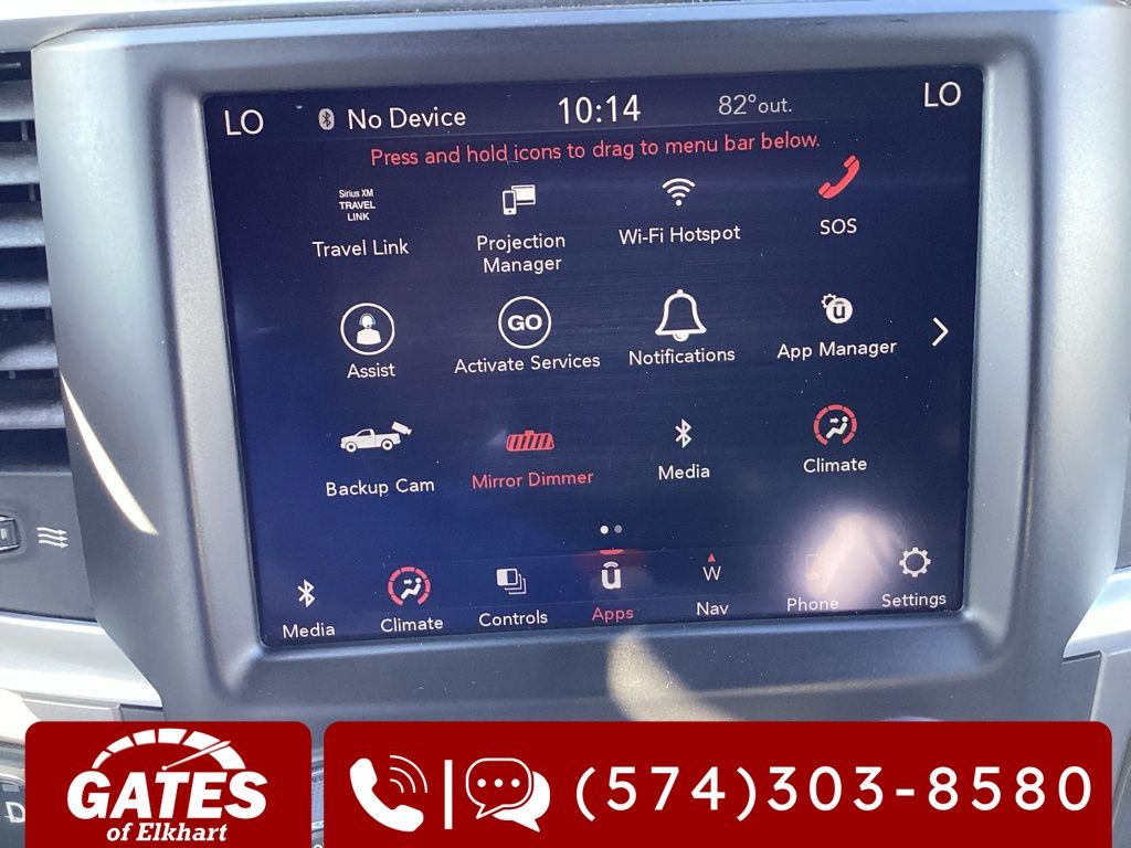 2023 Ram 1500 Classic SLT photo 3