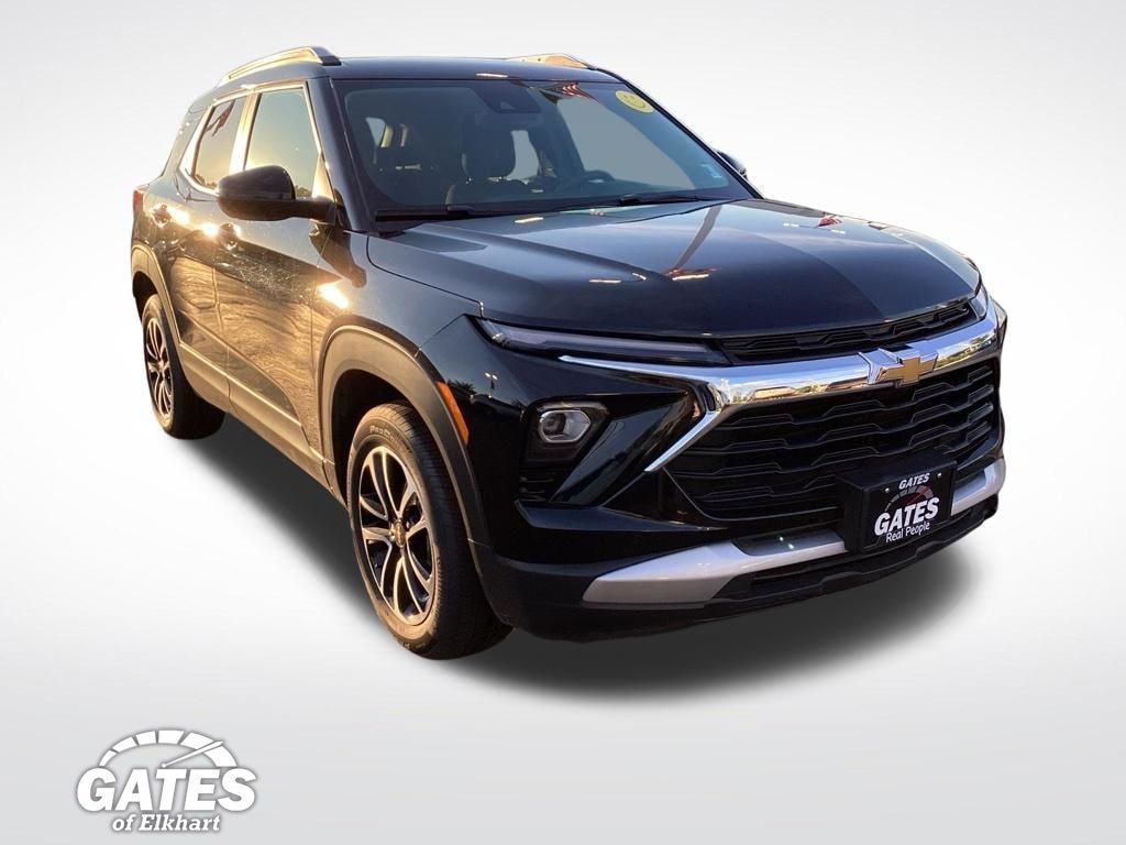 Used 2025 Chevrolet Trailblazer LT SUV