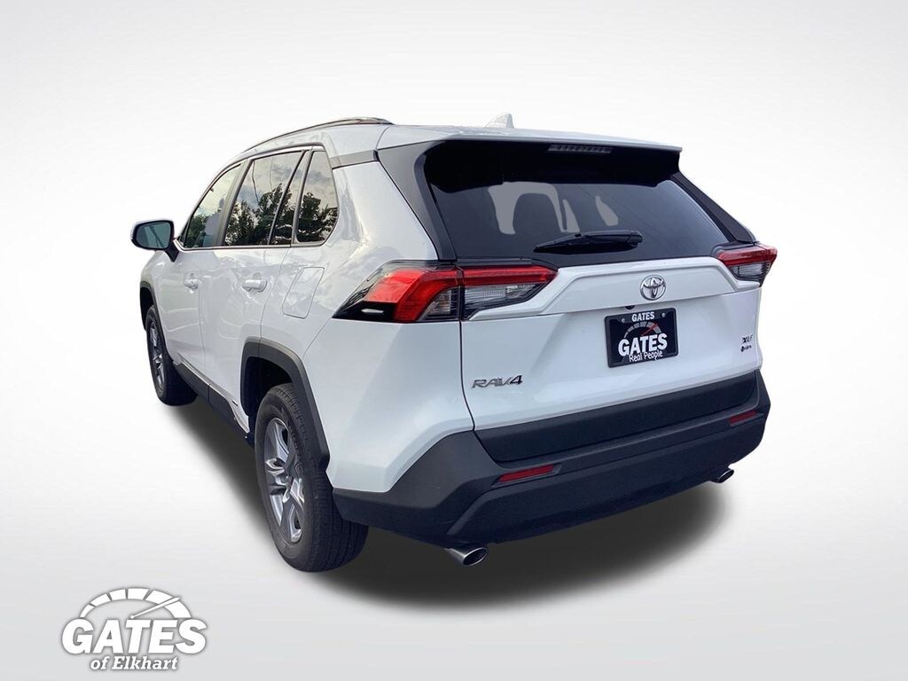 Used 2025 Toyota RAV4 Hybrid XLE SUV
