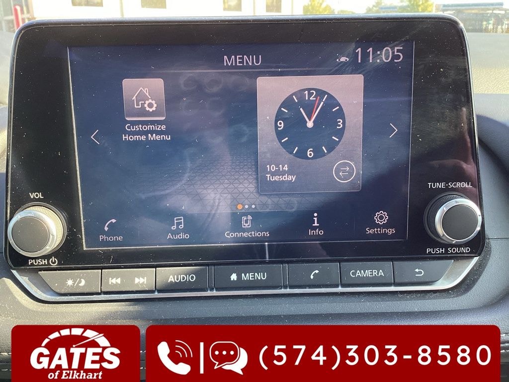 Used 2024 Nissan Rogue SV SUV