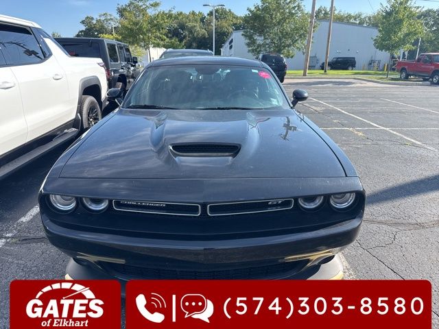 2023 Dodge Challenger GT photo 2