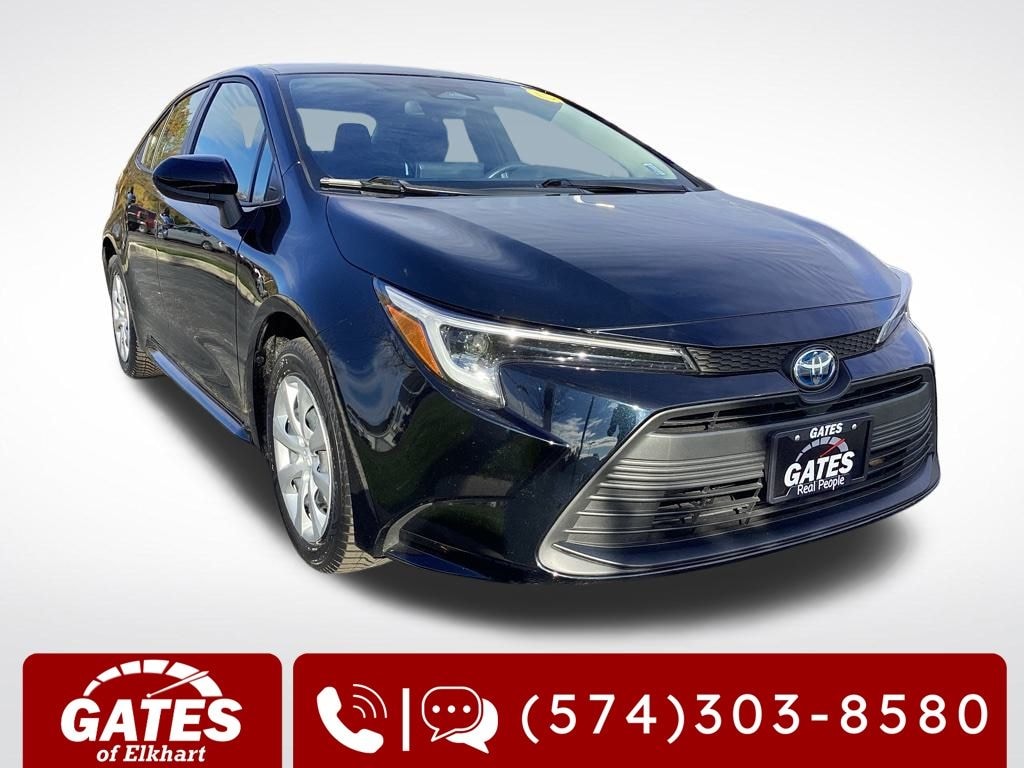 Used 2025 Toyota Corolla Hybrid LE Sedan