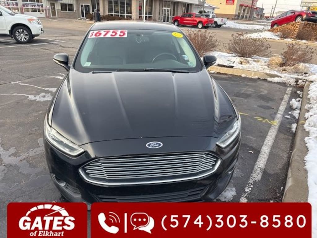 Used 2016 Ford Fusion SE Sedan