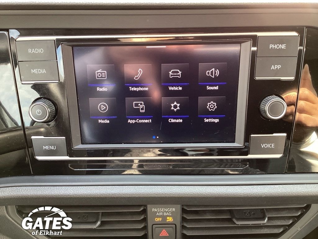 Used 2024 Volkswagen Jetta 1.5T SE Sedan