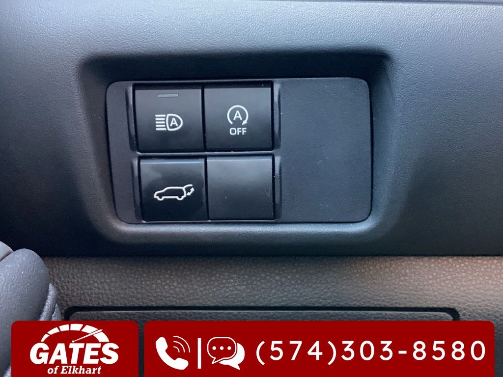 2025 Toyota Highlander XSE - Photo 24
