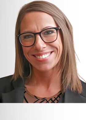 Staff member Amy Oswalt from ID_ee21041504dc