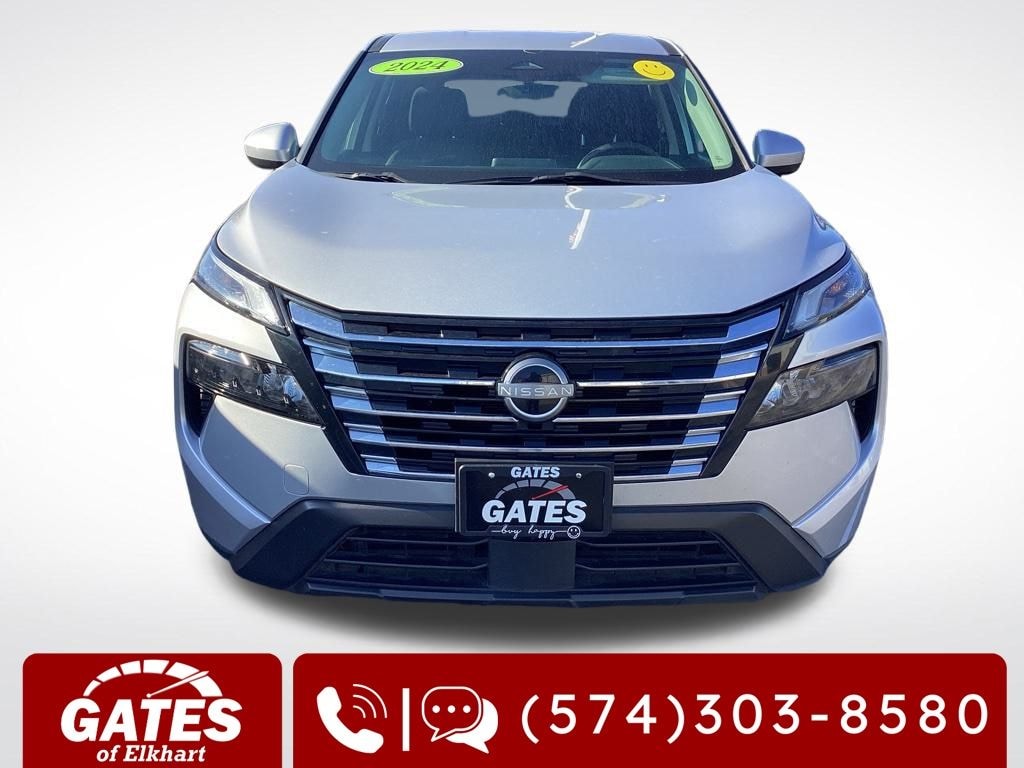 Used 2024 Nissan Rogue SV SUV