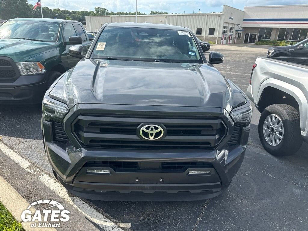 Used 2025 Toyota Tacoma SR5 Truck