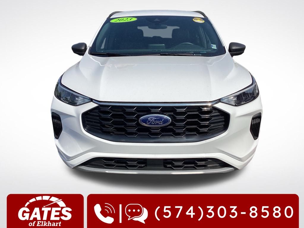 2023 Ford Escape ST-Line photo 2