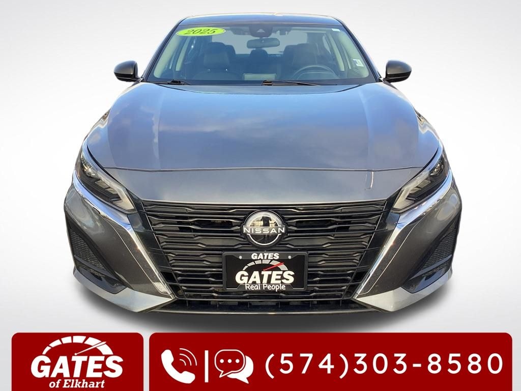 Used 2025 Nissan Altima SV Sedan
