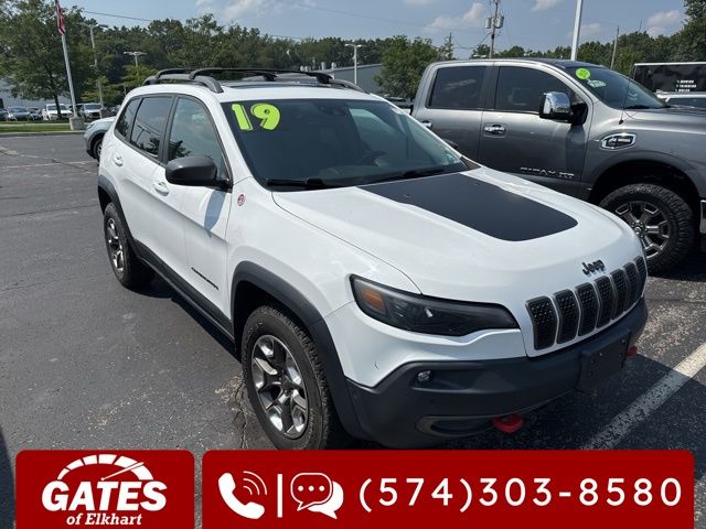 2019 Jeep Cherokee Trailhawk photo 3