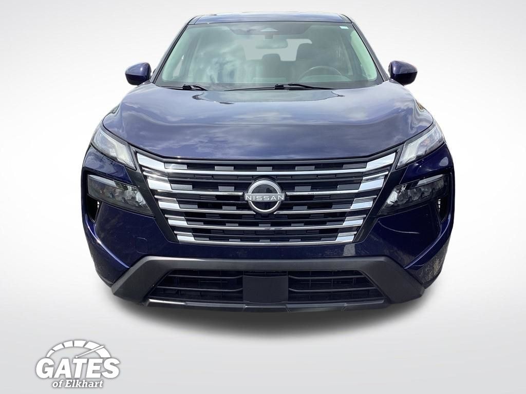 Used 2024 Nissan Rogue SV SUV