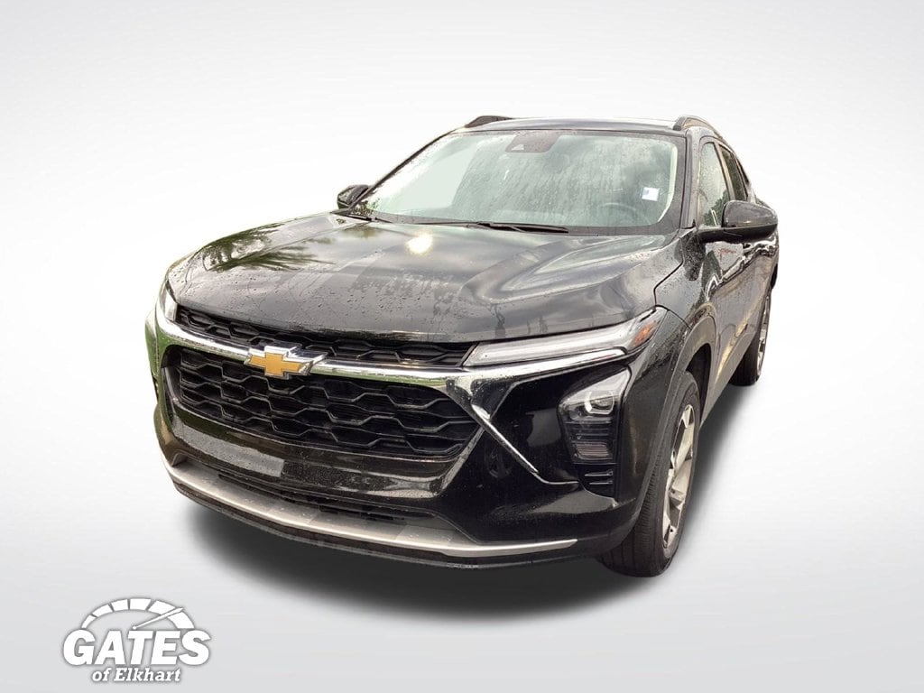 Used 2025 Chevrolet Trax LT SUV