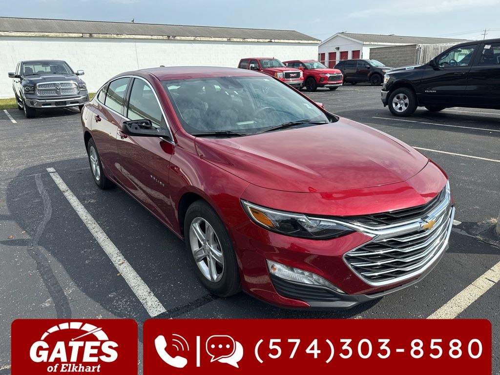 2024 Chevrolet Malibu 1LT photo 3
