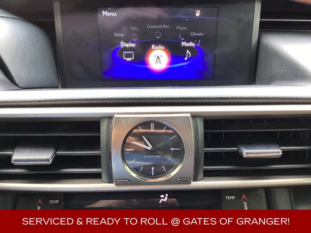 2018 Lexus IS 300 photo 3