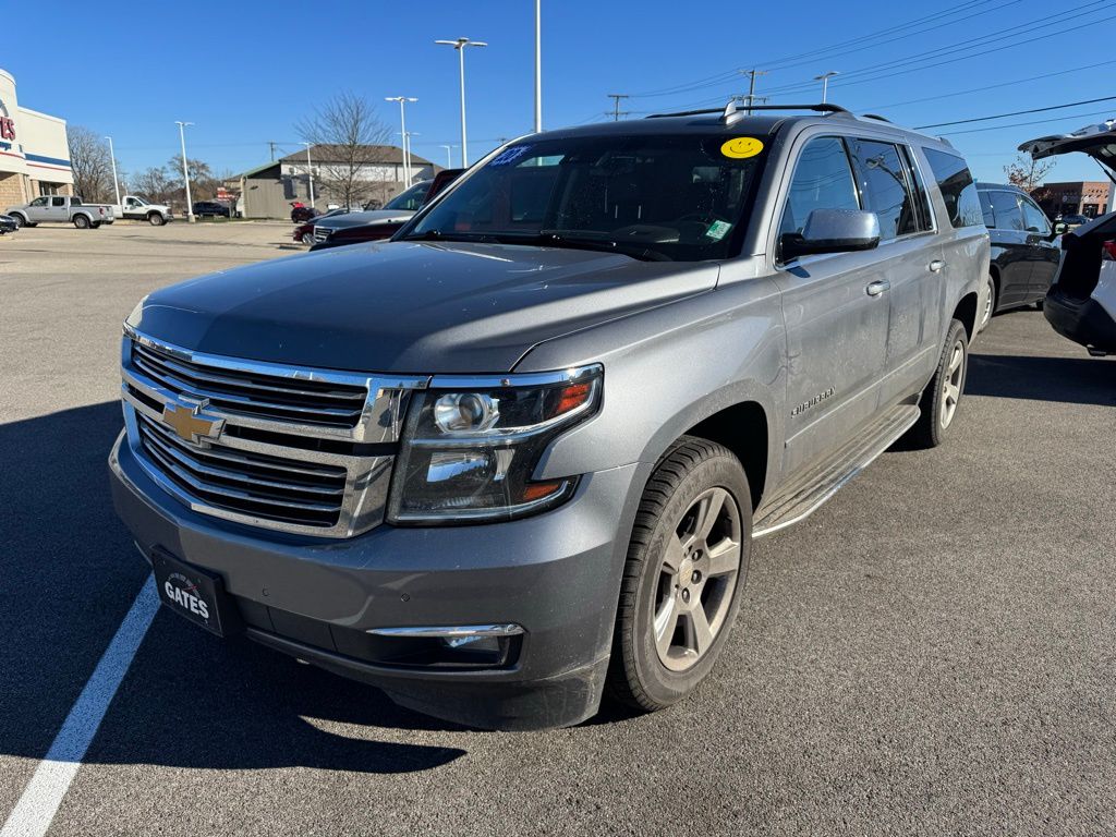 2020 Chevrolet Suburban Premier photo 2