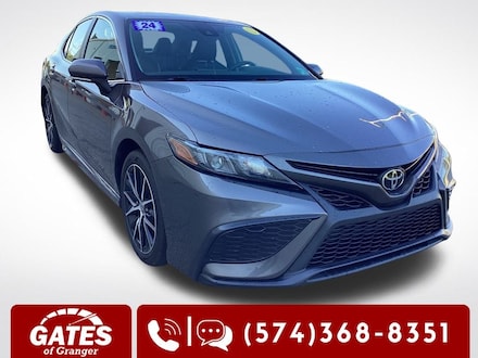 2024 Toyota Camry SE Sedan