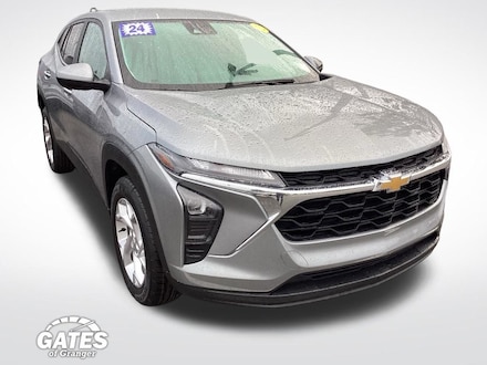 2024 Chevrolet Trax LS SUV