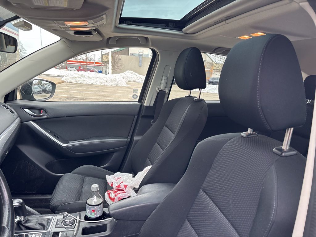 2016 Mazda CX-5 Touring's photo