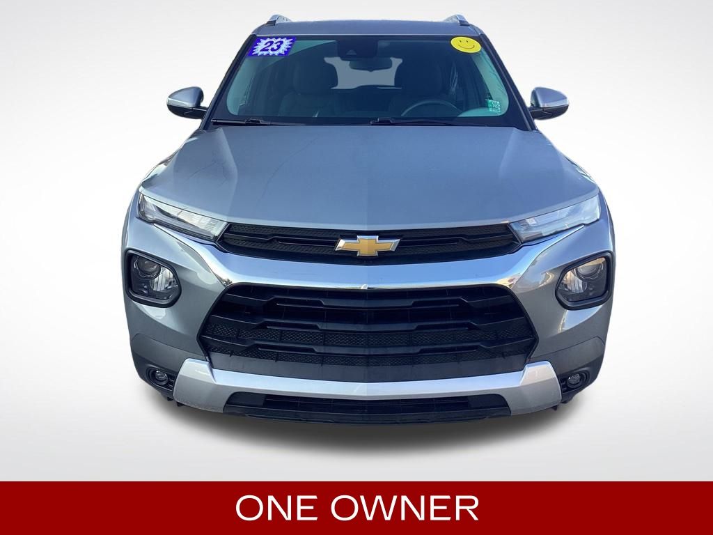 2023 Chevrolet Trailblazer LT photo 2