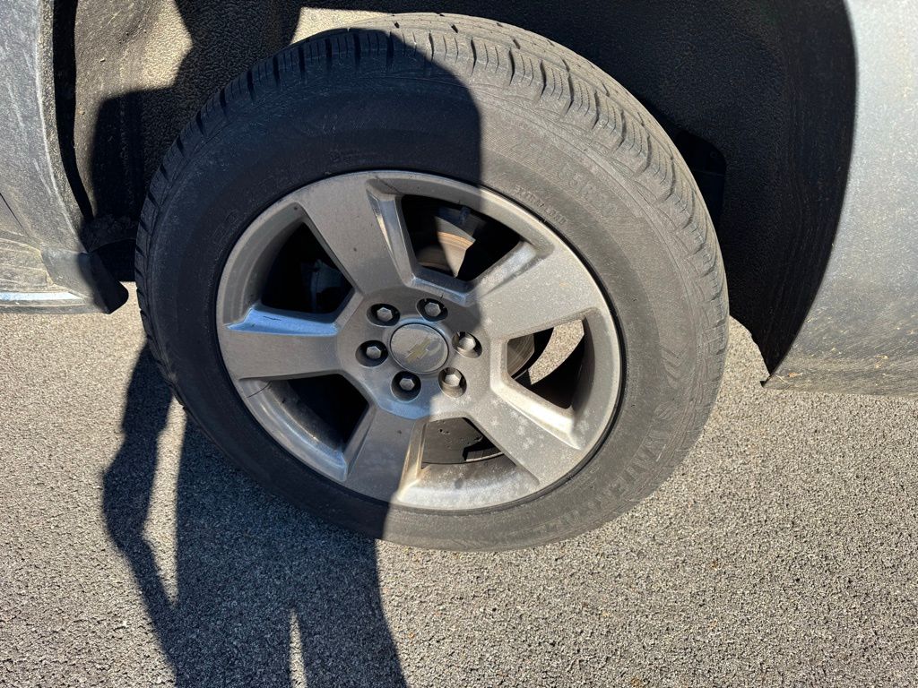 2020 Chevrolet Suburban Premier photo 4