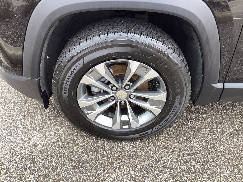 2025 Chevrolet Equinox LT - Photo 36