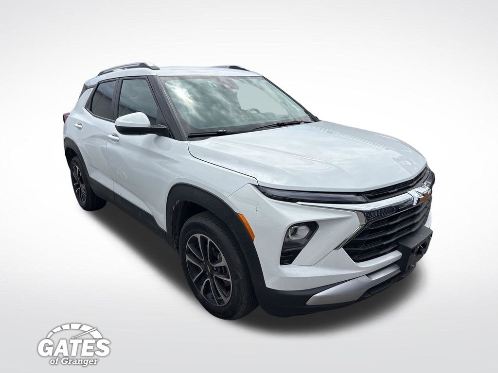 Used 2025 Chevrolet Trailblazer LT SUV