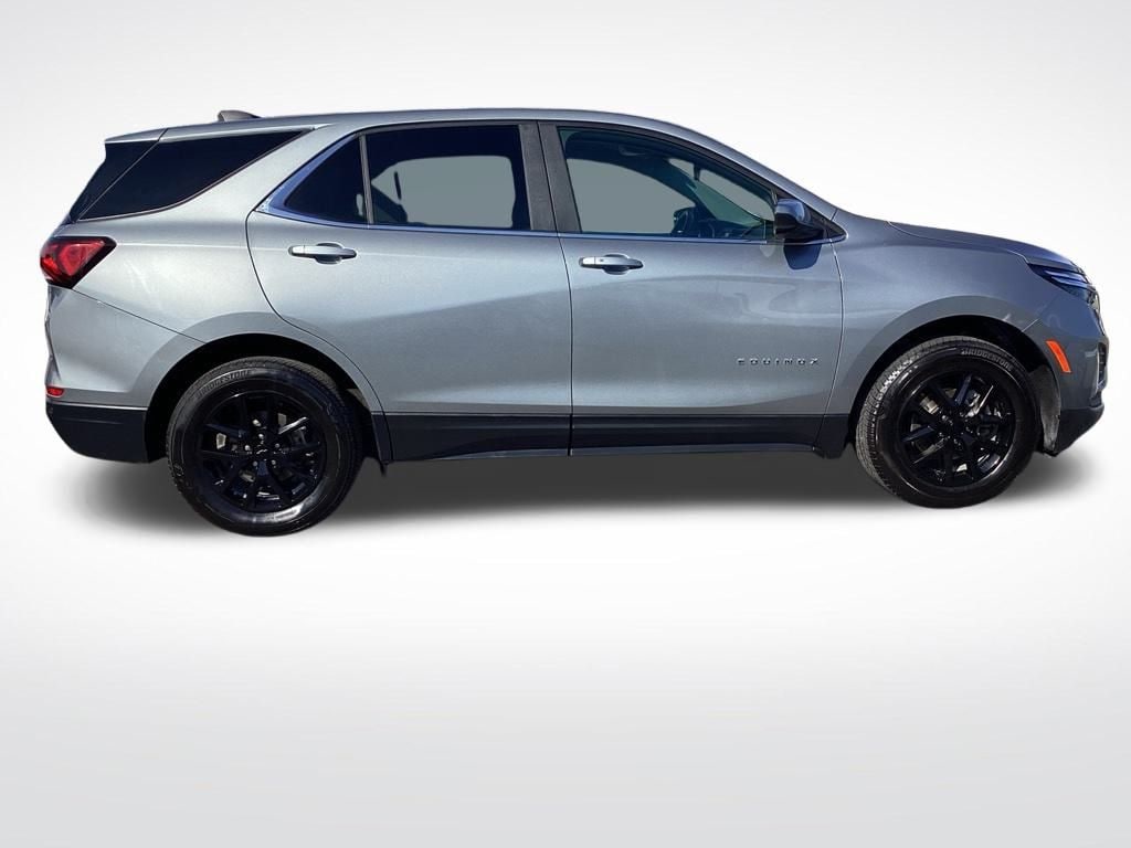 2024 Chevrolet Equinox LT - Photo 12
