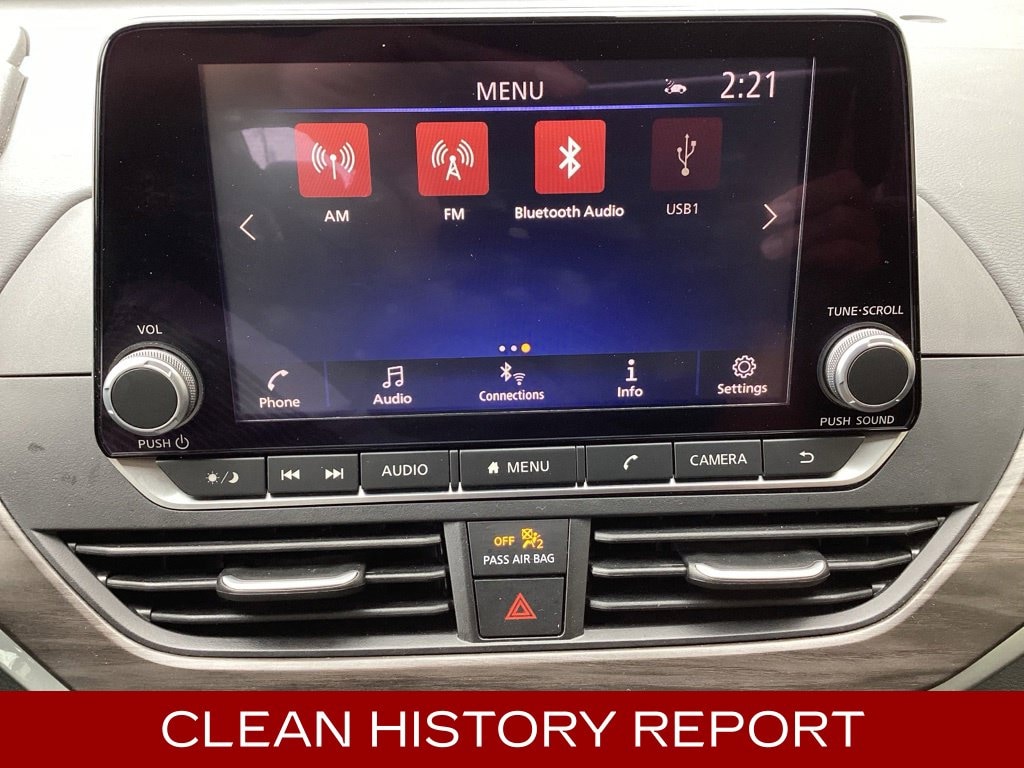 Used 2025 Nissan Altima SV Sedan