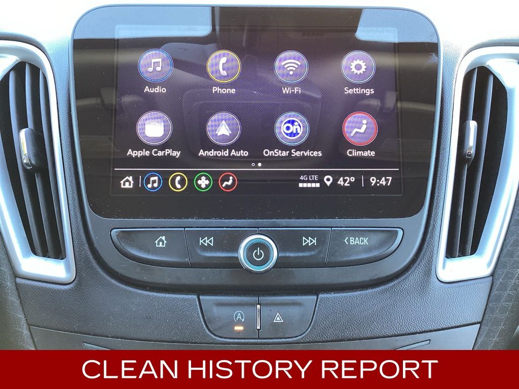 2024 Chevrolet Malibu 1LT photo 3