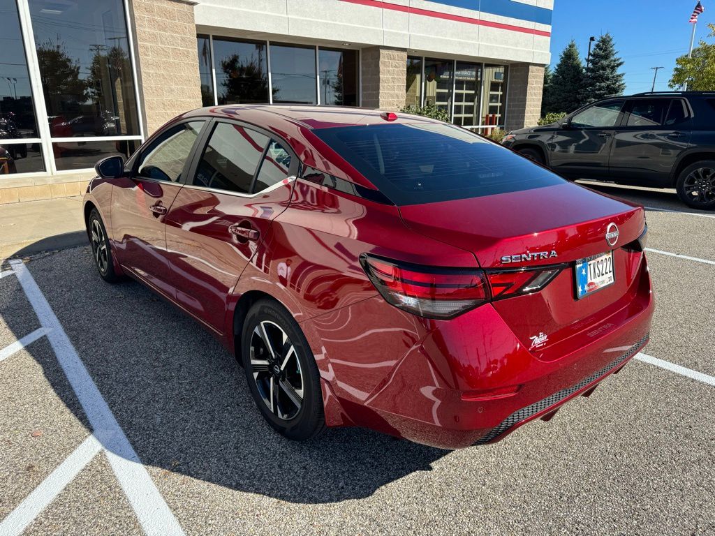 2024 Nissan Sentra SV photo 3