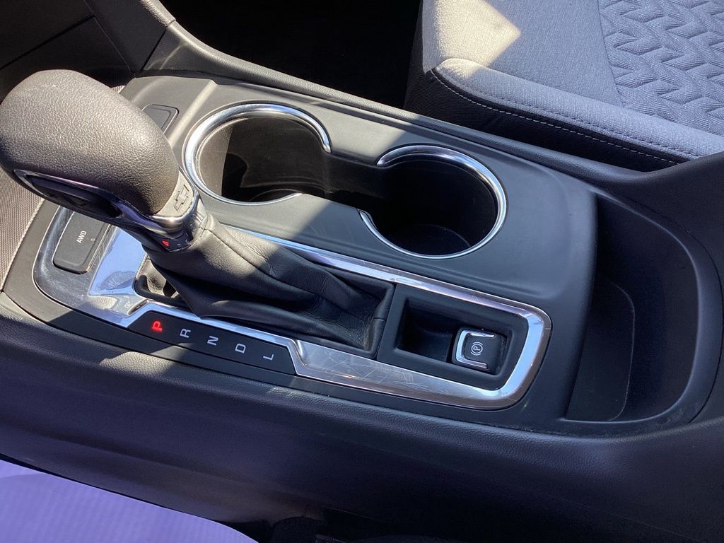 2024 Chevrolet Equinox LT - Photo 37